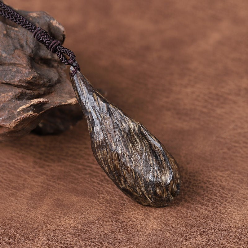 An Ancient Secret for Modern Stress——Agarwood Essence: Natural Stress-Relief Necklace