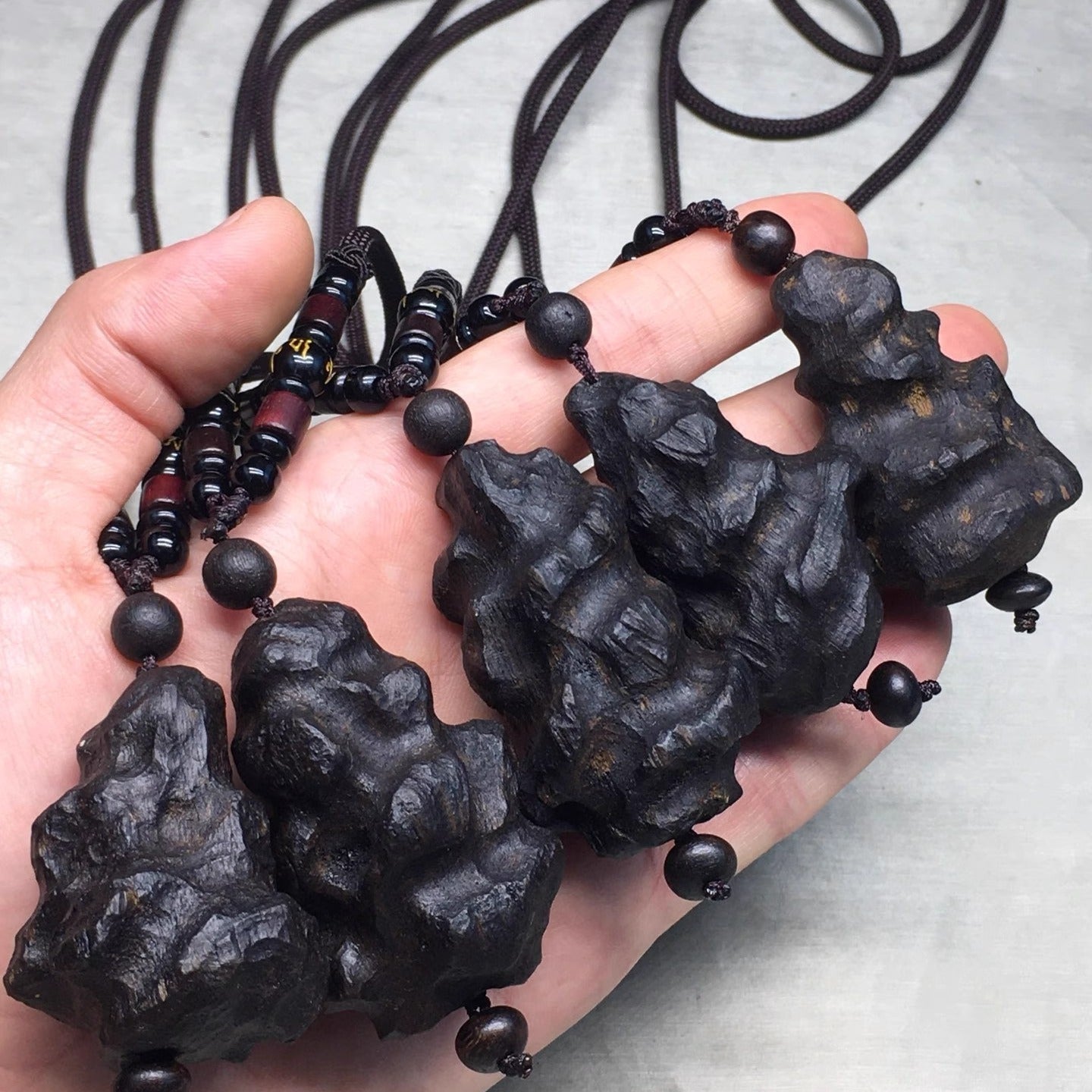 Octa-Blessings Embodied —— Sacred Agarwood: Multidimensional Aura Enhancer