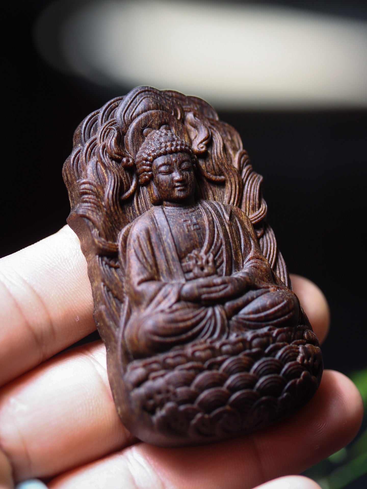 Sacred Buddha Agarwood Sculpture – Feng Shui Altar Centerpiece & Luxury Pendant