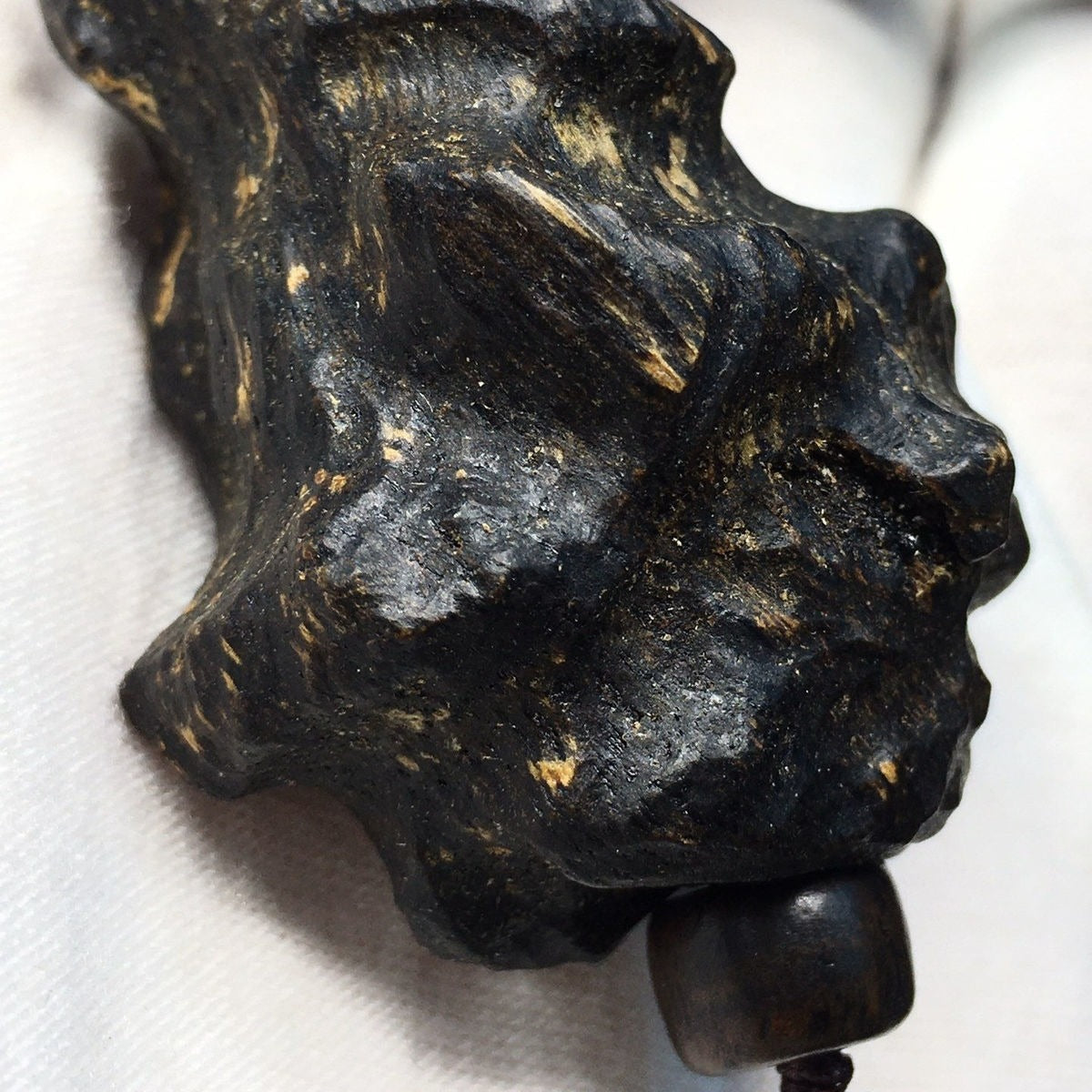Octa-Blessings Embodied —— Sacred Agarwood: Multidimensional Aura Enhancer
