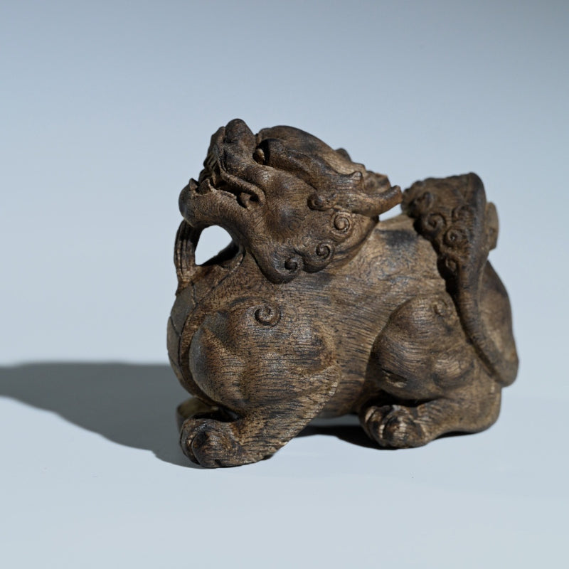 Feng Shui Harmony & Sacred Energy Anchor — Agarwood Sculpture: Wealth-Flow Enhancer, Stress-Dissolving Artisanal Wood