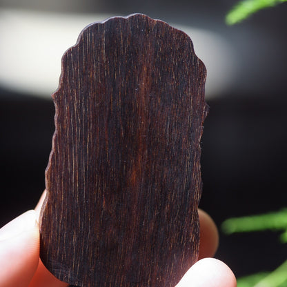Sacred Buddha Agarwood Sculpture – Feng Shui Altar Centerpiece & Luxury Pendant