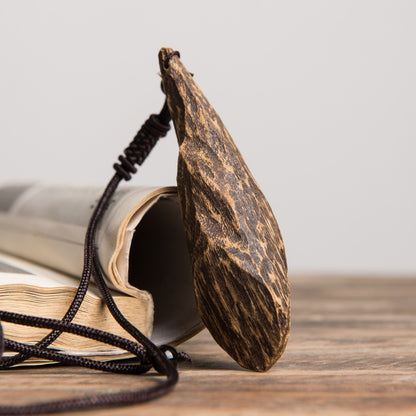 Time-Honored Calm for Digital Age Anxiety — Agarwood Pendant: Neuro-Calming Wood Jewelry